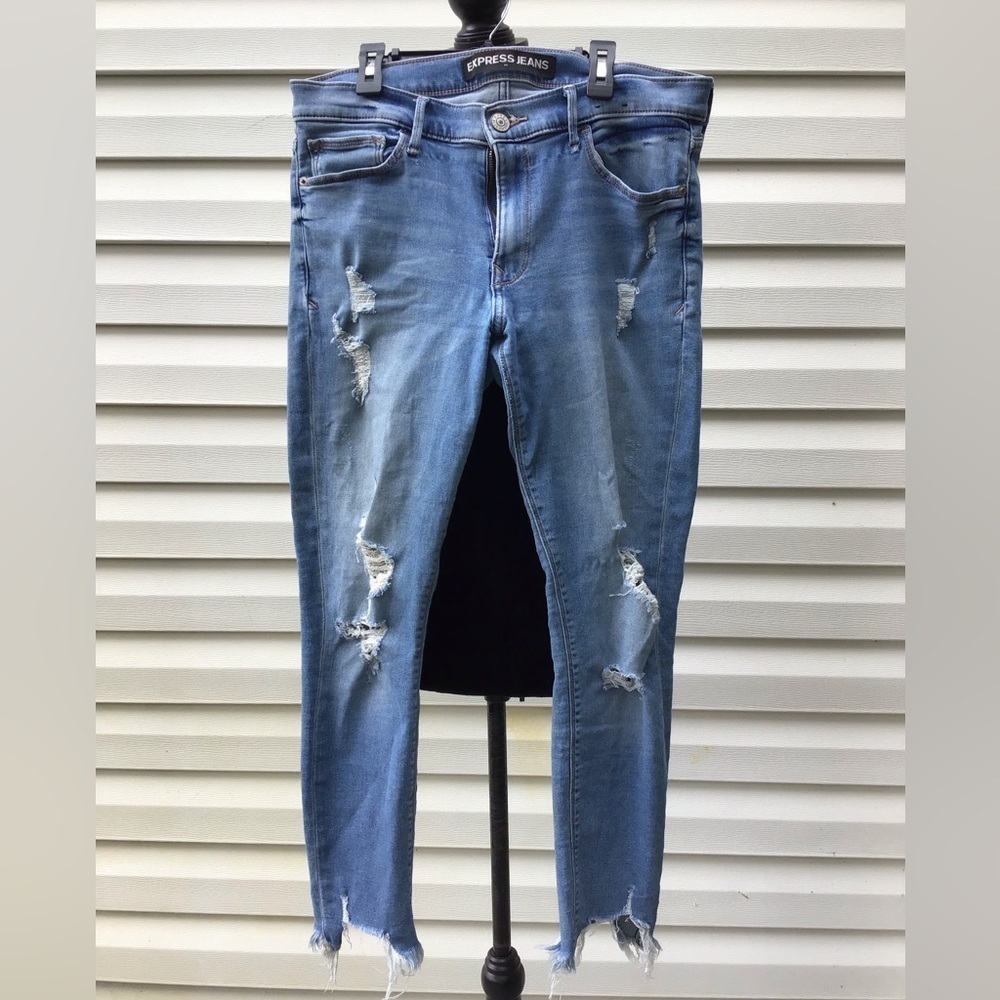 Express Jean, Ultimate Stretch Ankle Leggins, Color Blue Size 10.